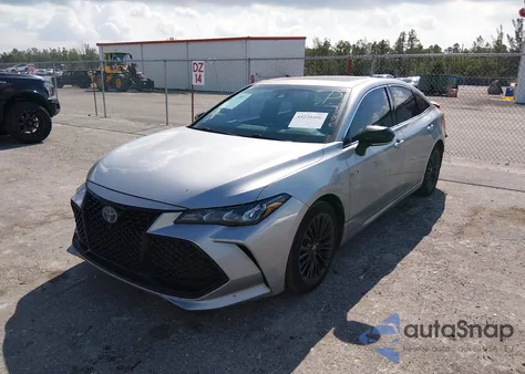2020 Toyota Avalon Hybrid Xse from USA, damaged, VIN 4T1E21FB6LU015173